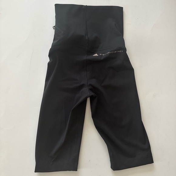 ADIDAS by Stella McCartney BLACK Short leggings with logo - Picture 6 of 8